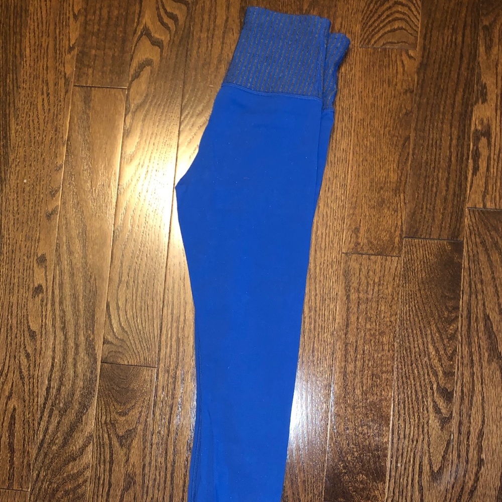 Blue Lululemon leggings
